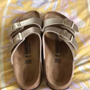 Womens gold Birkenstock sandals in great condition